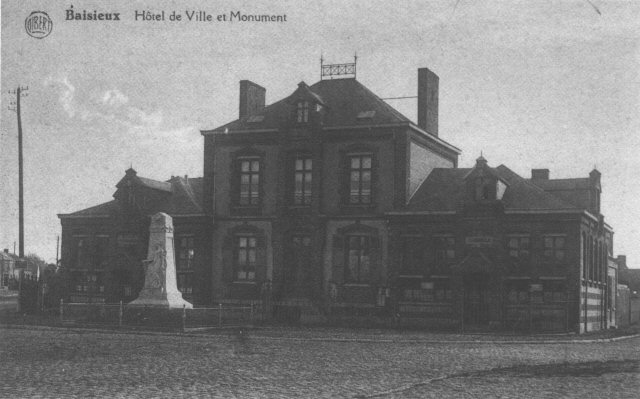 Hôtel de Ville et Monument